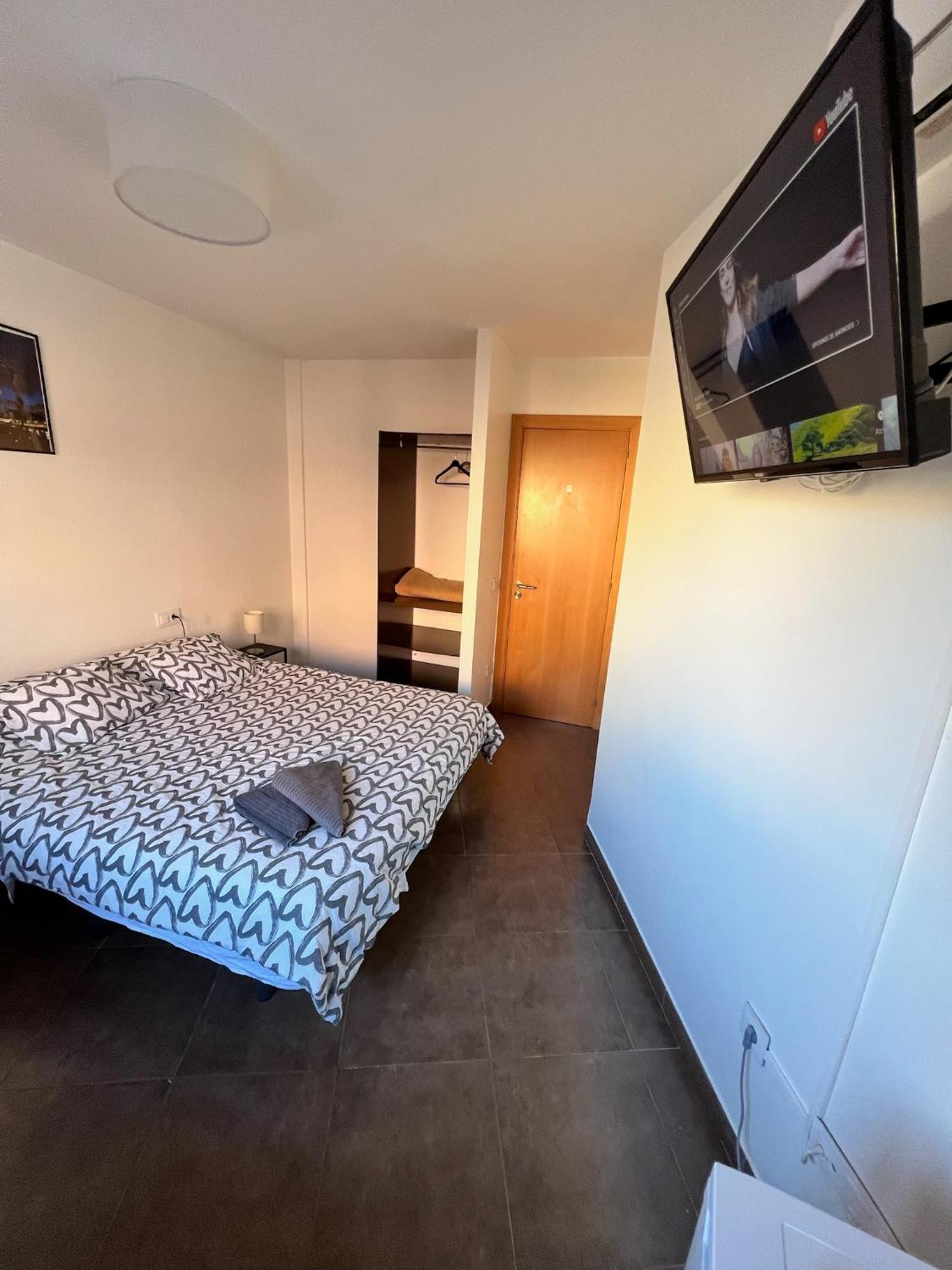 Mt Boutique Suites Y Apartamentos - Adults Only - Mataró Buitenkant foto
