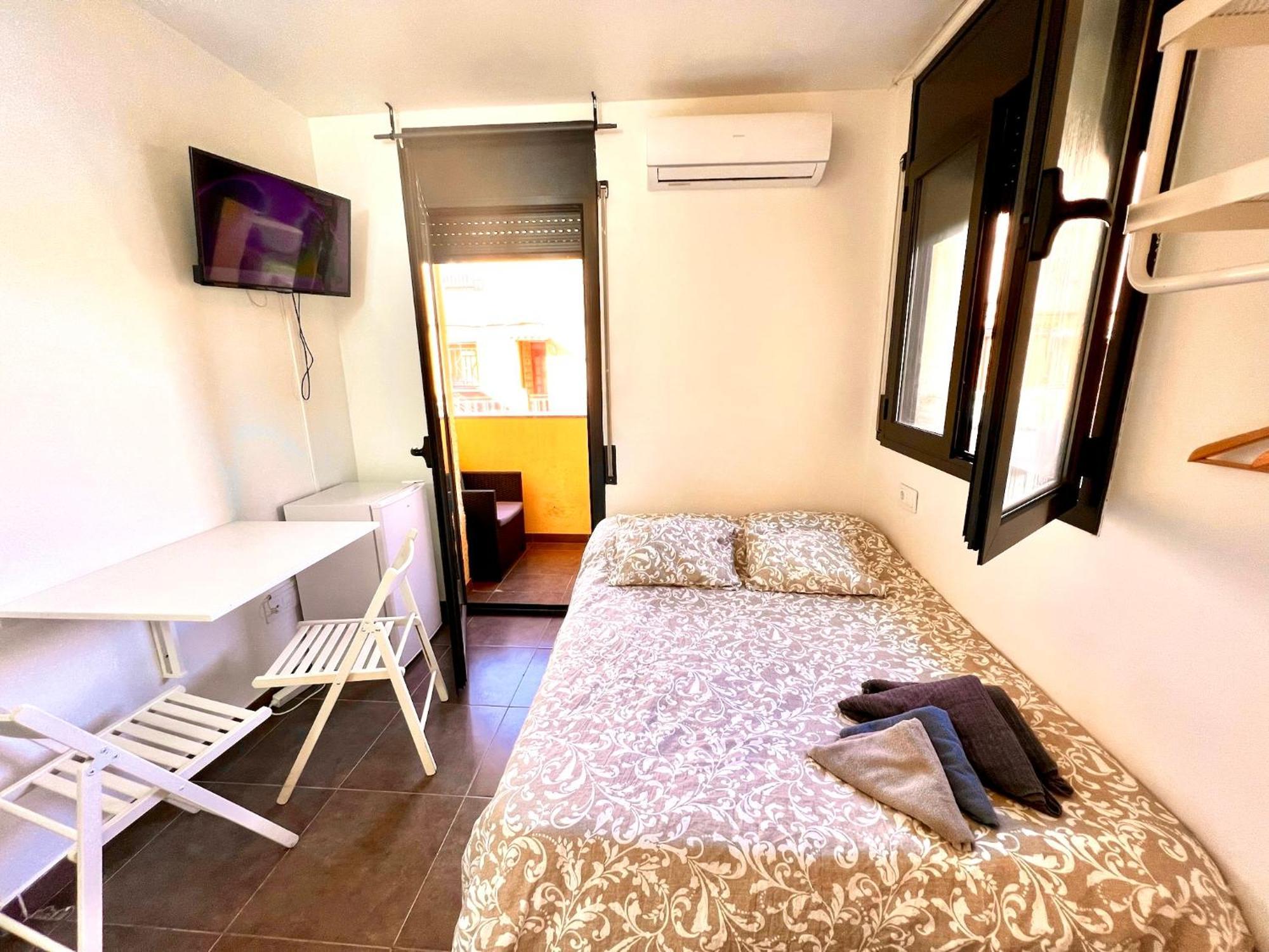 Mt Boutique Suites Y Apartamentos - Adults Only - Mataró Buitenkant foto