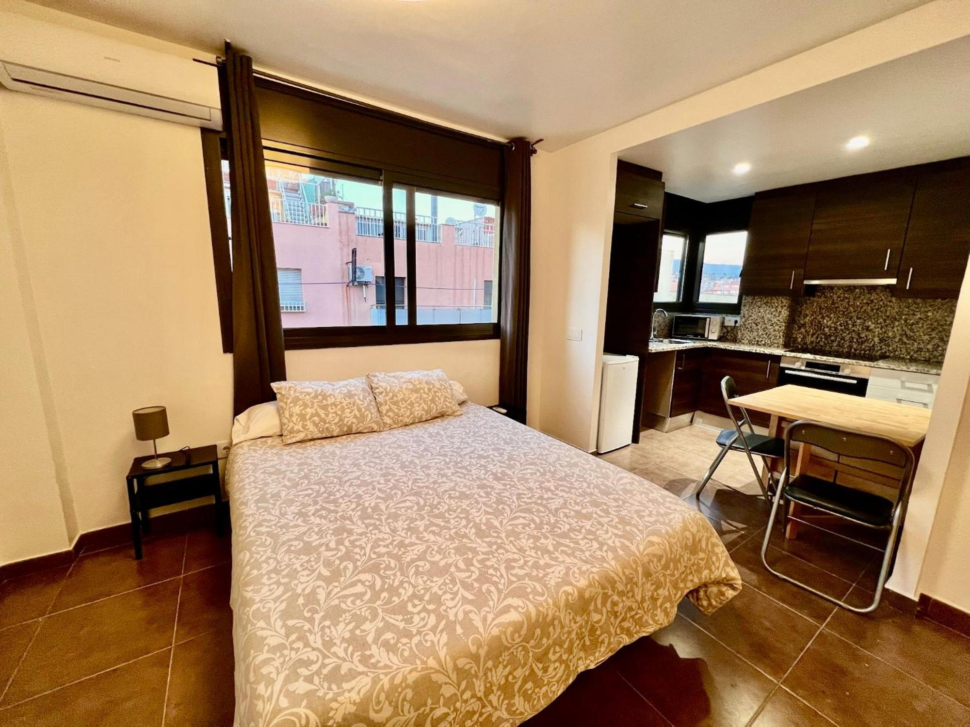 Mt Boutique Suites Y Apartamentos - Adults Only - Mataró Buitenkant foto