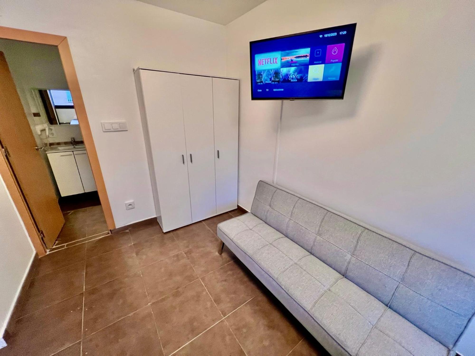 Mt Boutique Suites Y Apartamentos - Adults Only - Mataró Buitenkant foto