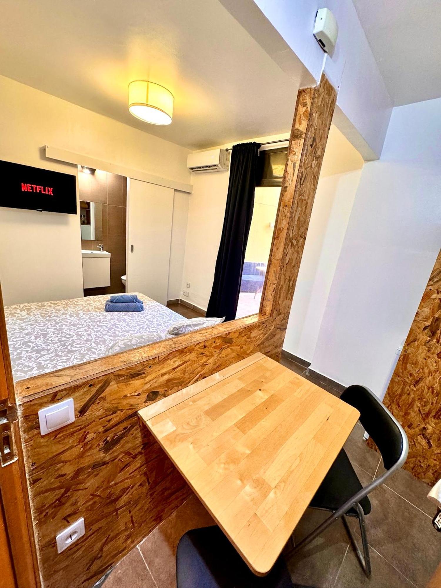 Mt Boutique Suites Y Apartamentos - Adults Only - Mataró Buitenkant foto