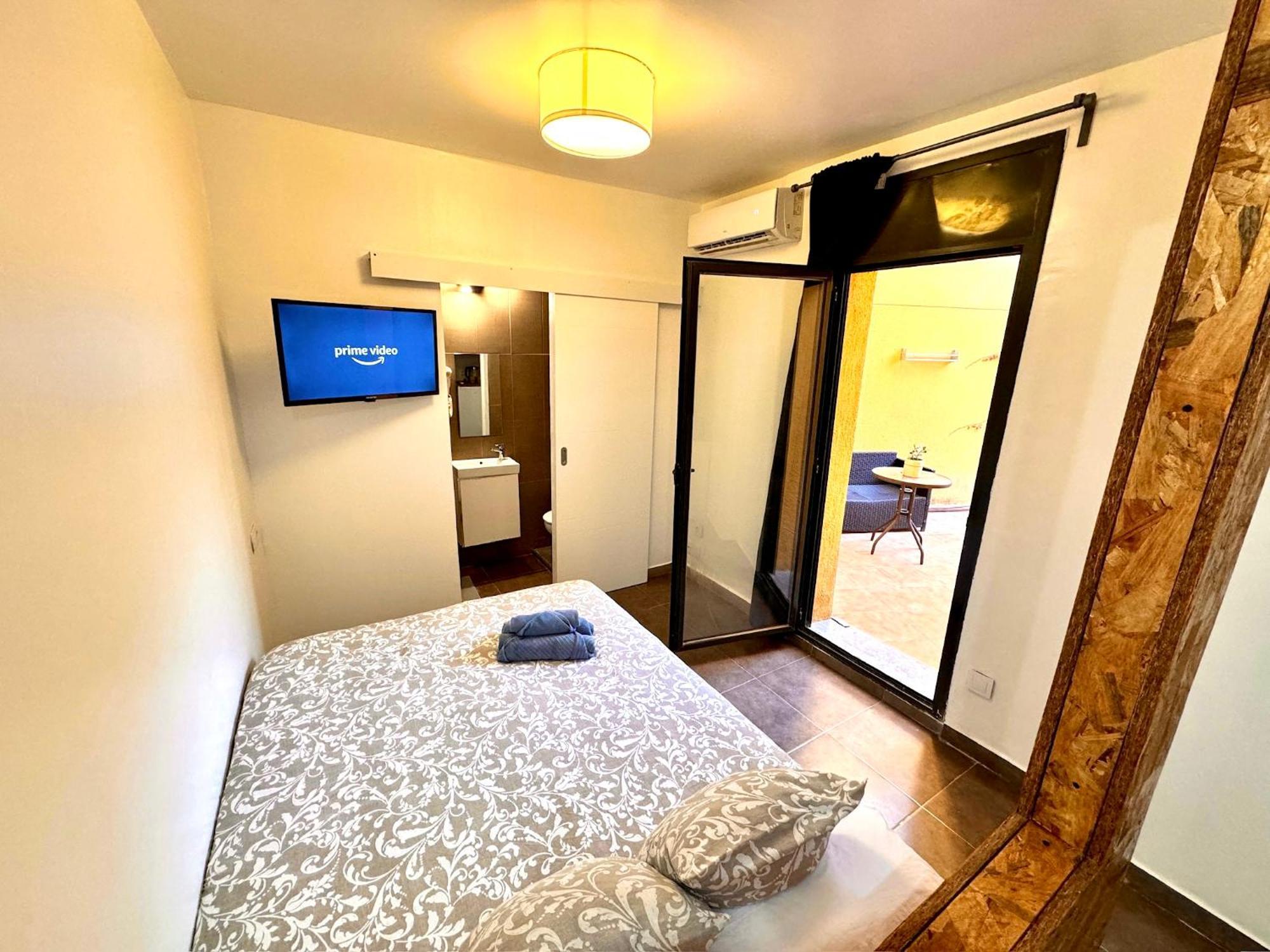 Mt Boutique Suites Y Apartamentos - Adults Only - Mataró Buitenkant foto