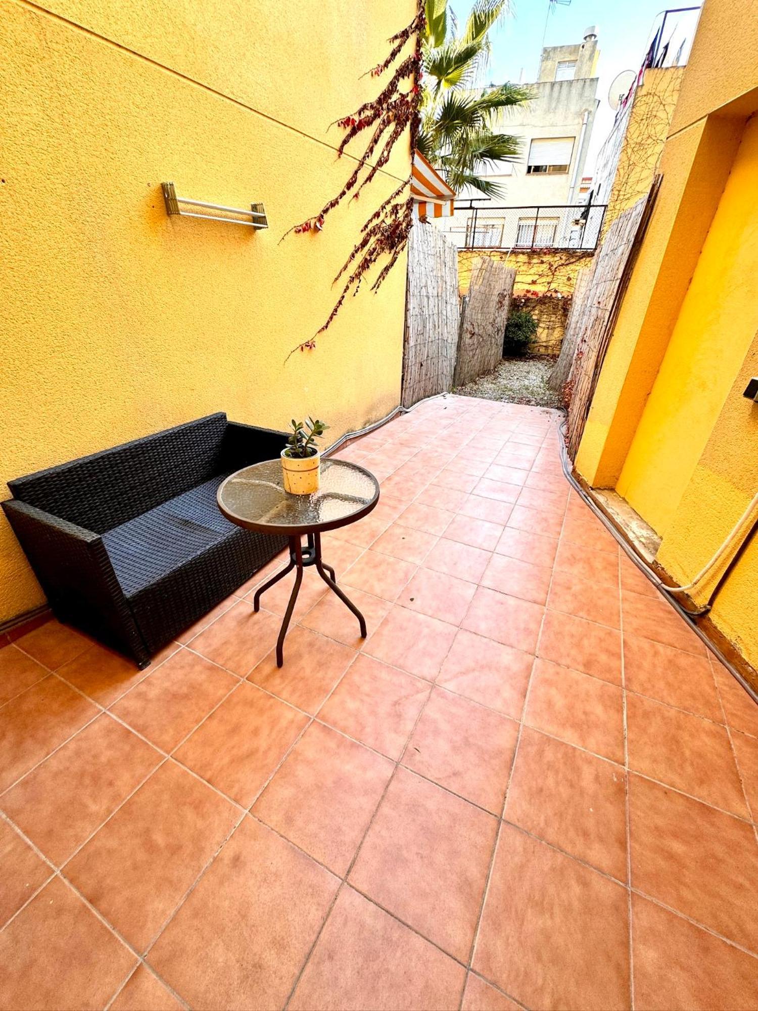 Mt Boutique Suites Y Apartamentos - Adults Only - Mataró Buitenkant foto