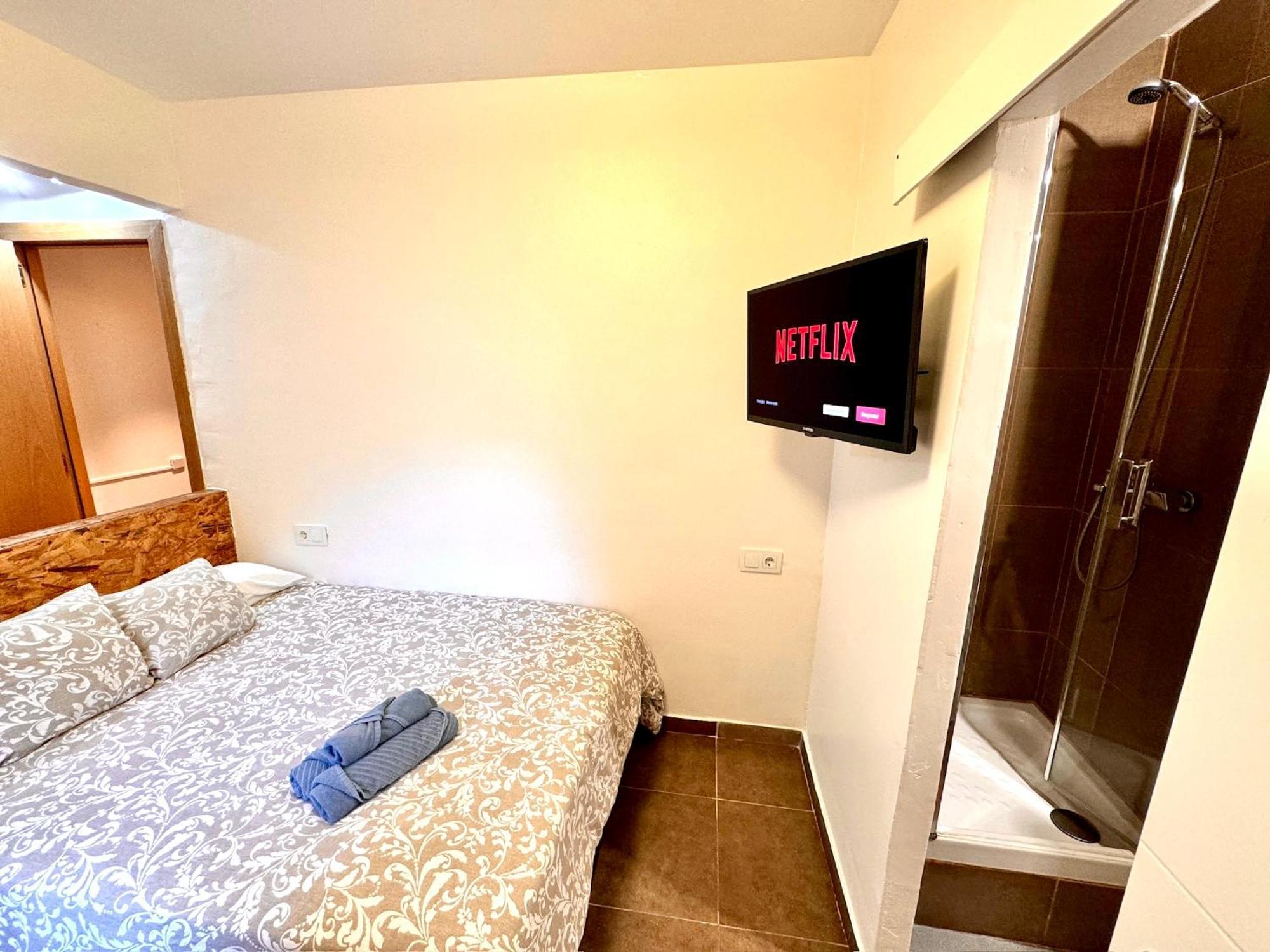 Mt Boutique Suites Y Apartamentos - Adults Only - Mataró Buitenkant foto