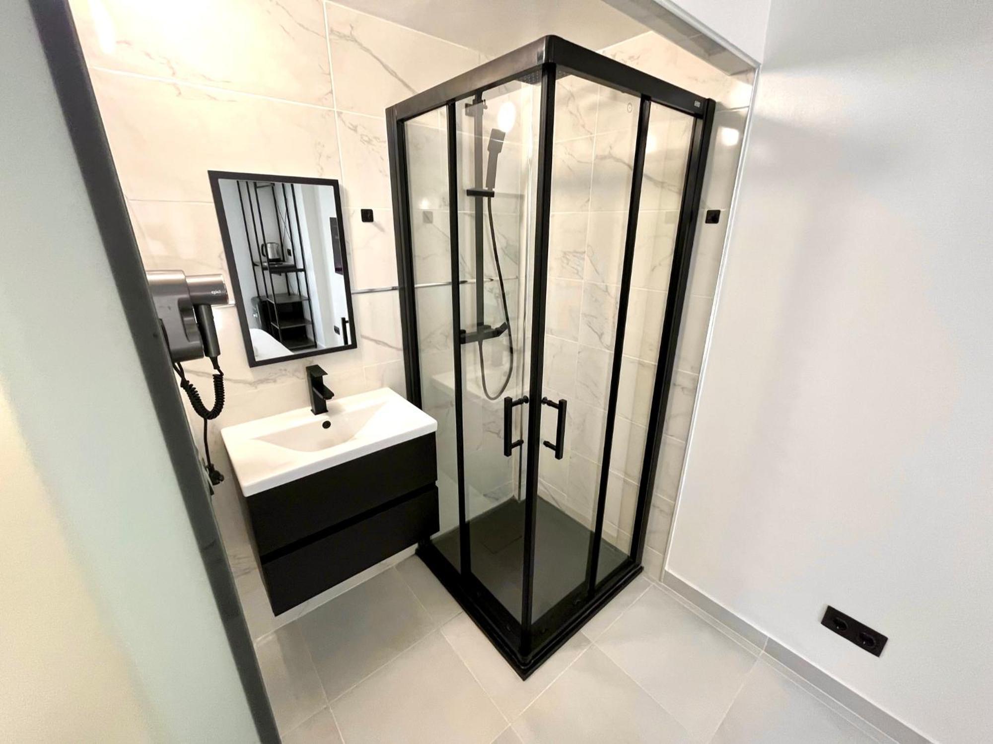 Mt Boutique Suites Y Apartamentos - Adults Only - Mataró Buitenkant foto