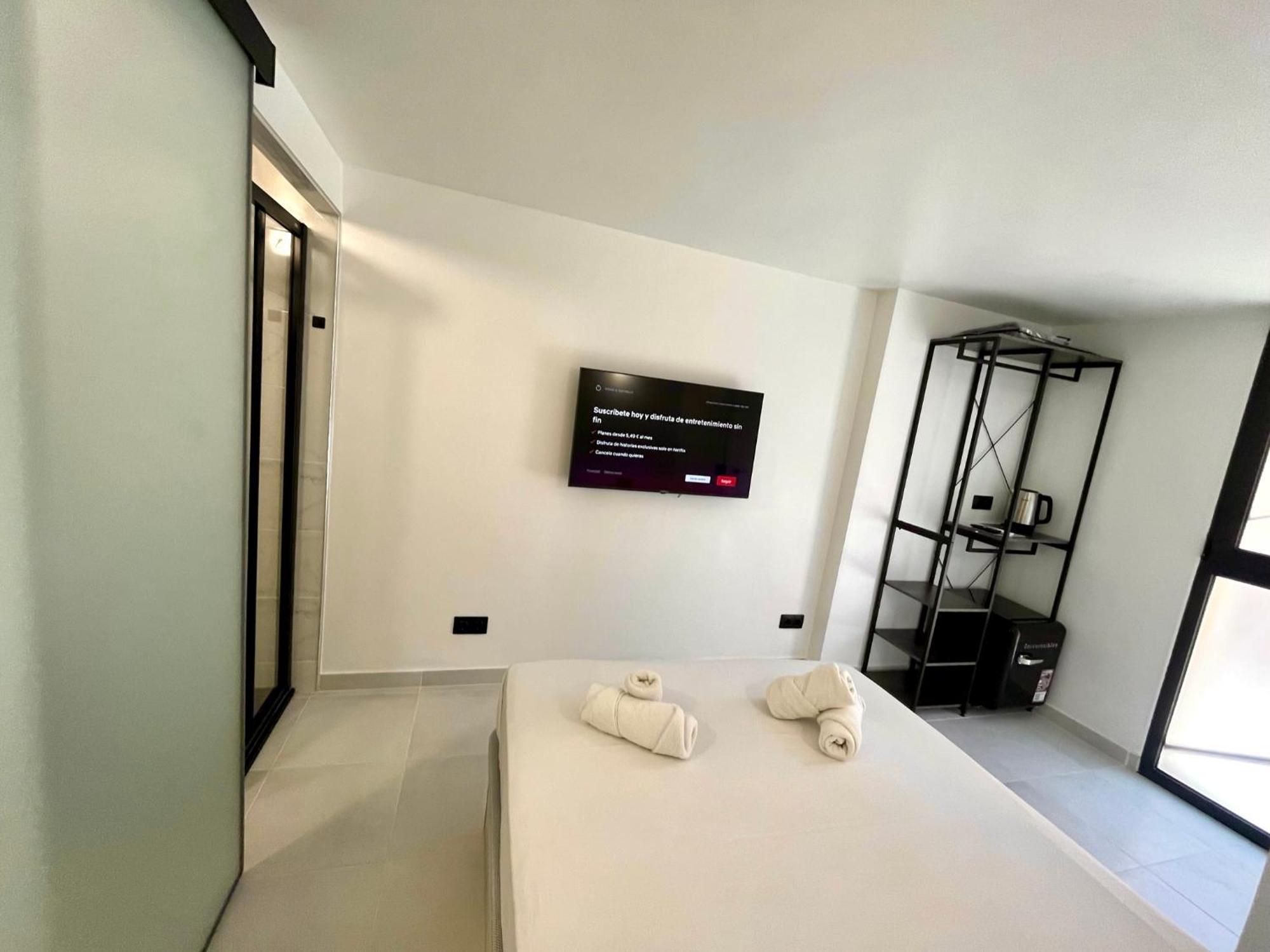 Mt Boutique Suites Y Apartamentos - Adults Only - Mataró Buitenkant foto